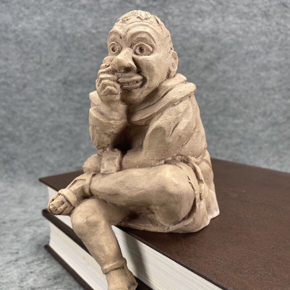 The Nosepicker Monk Shelf Sitter Brasenose College Oxford England - Picture 6 of 6